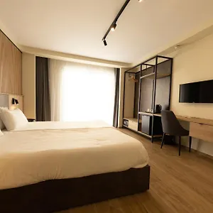  Guest house East